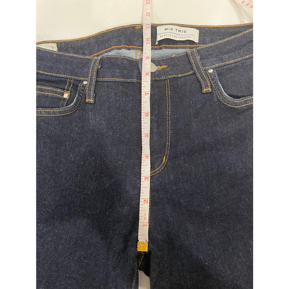 Michelle by Comune Mid-Twig Mind Rise Skinny Dark Wash Jeans leg slits Size 29 - Picture 8 of 13